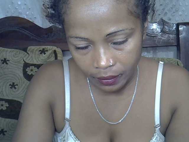 Sexywife1's BongaCams show and profile