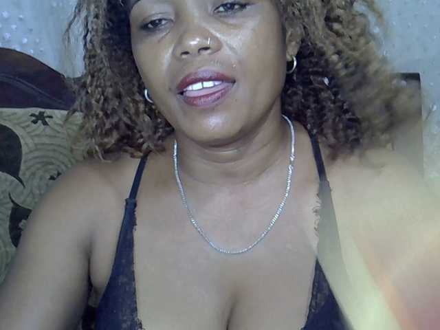 Sexywife1's BongaCams show and profile