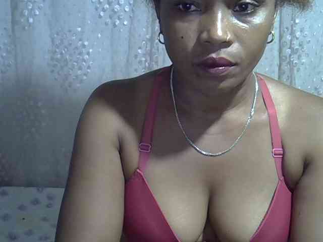 Sexywife1 webcam