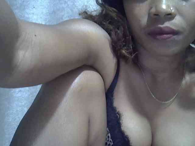 Sexywife1 webcam