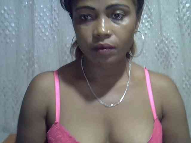 Sexywife1 webcam