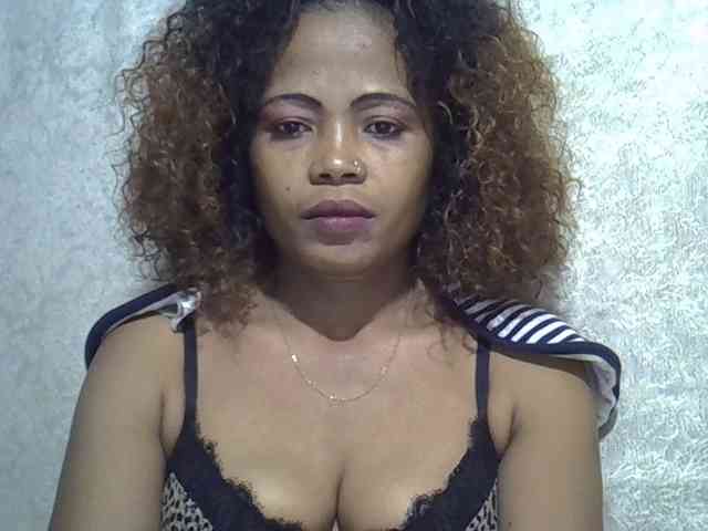 Sexywife1 webcam