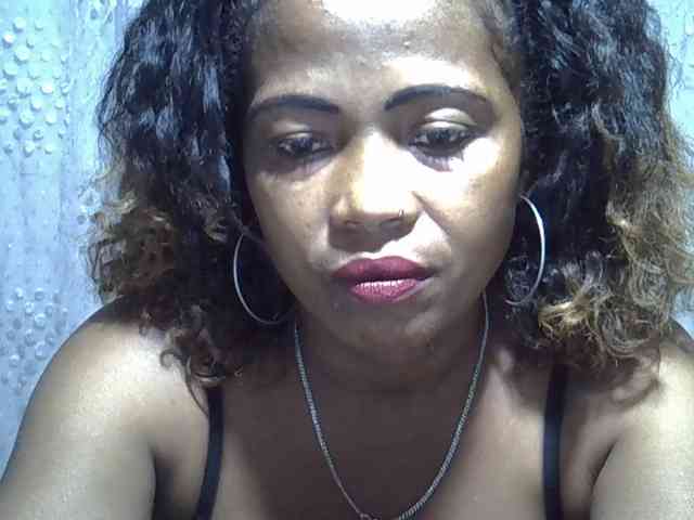 Sexywife1 webcam