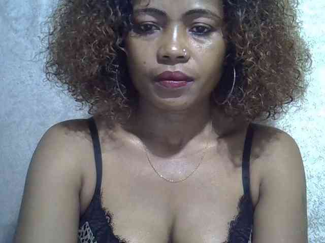 Sexywife1 webcam