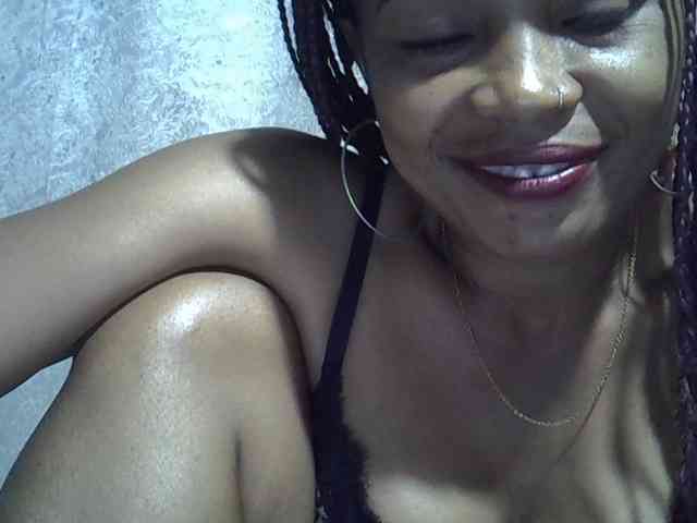 Sexywife1 webcam