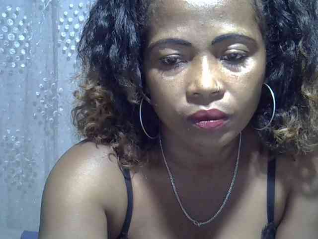 Sexywife1 webcam