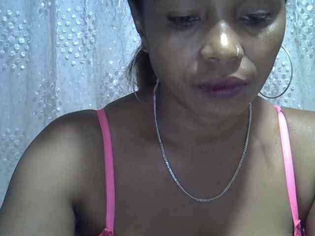 Sexywife1 webcam