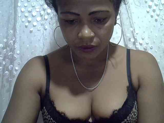 Sexywife1 webcam