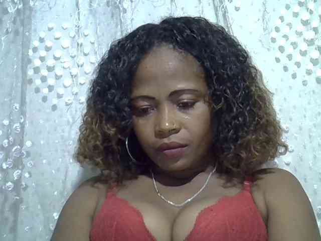 Sexywife1 webcam
