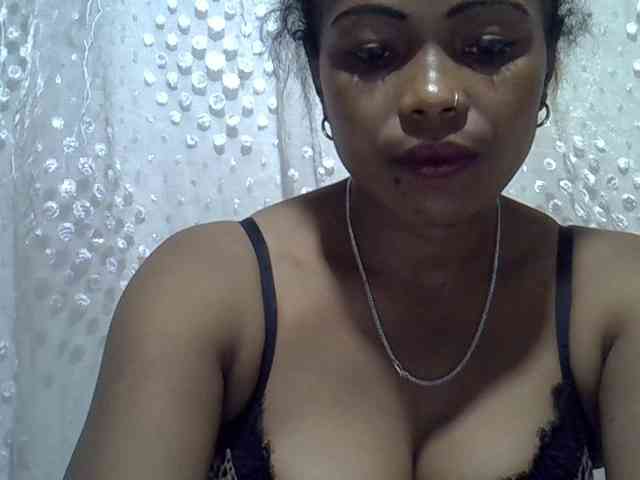 Sexywife1 webcam