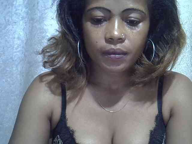 Sexywife1 webcam