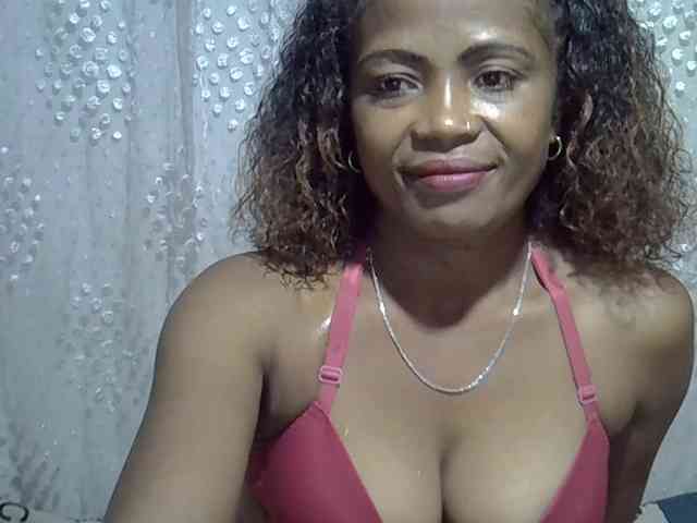 Sexywife1 webcam