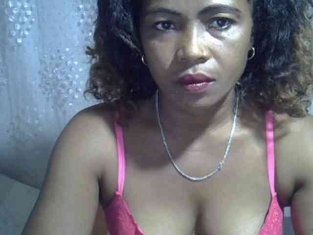 Sexywife1 webcam