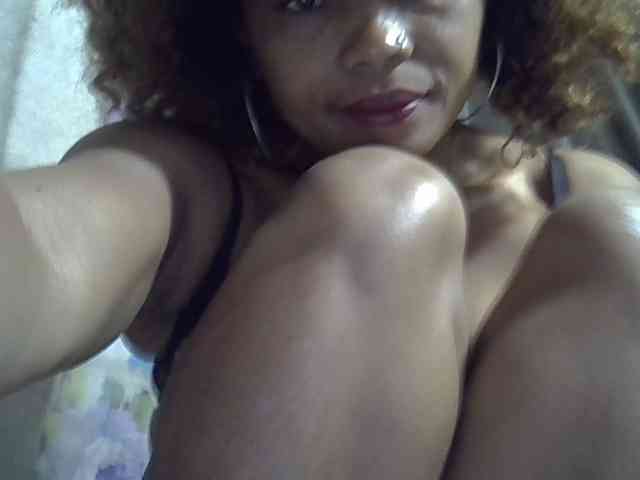 Sexywife1 webcam