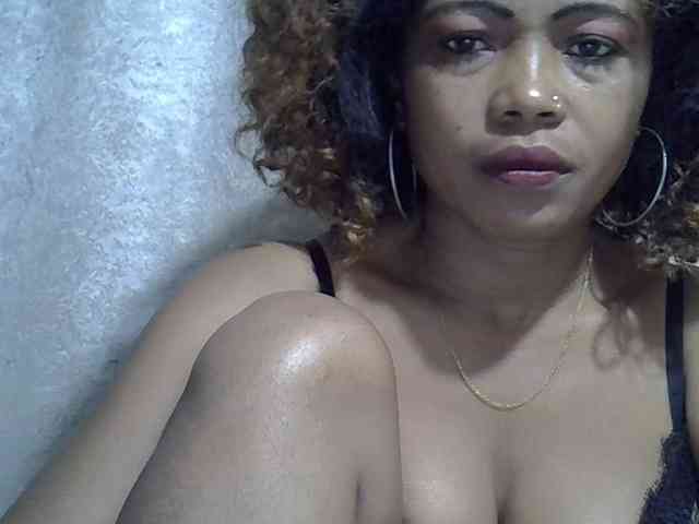Sexywife1 webcam