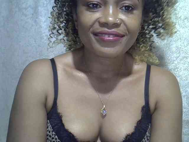 Sexywife1 webcam
