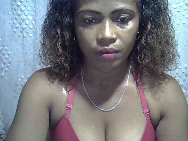 Sexywife1 webcam
