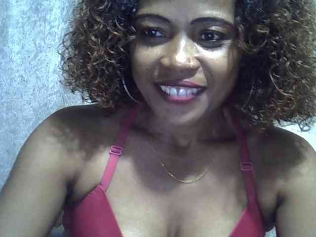 Sexywife1 webcam