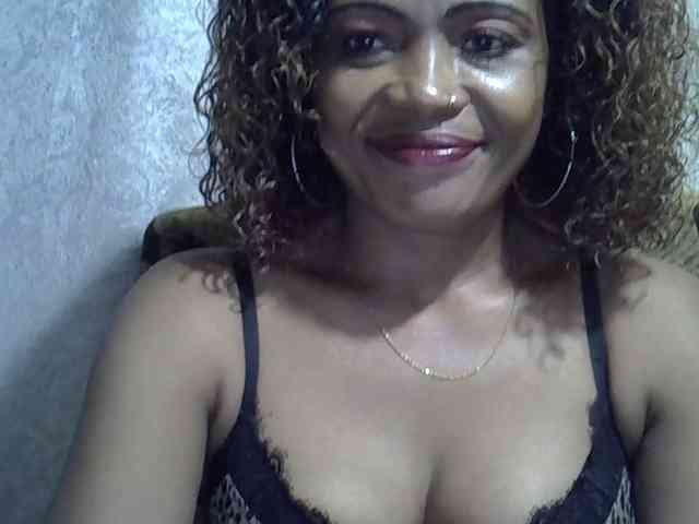 Sexywife1 webcam