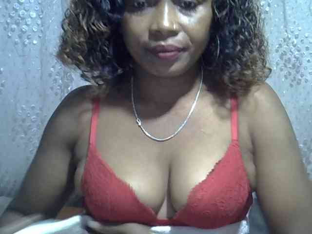 Sexywife1 webcam
