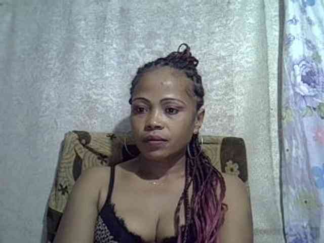 Sexywife1 webcam