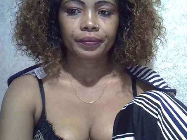 Sexywife1 webcam