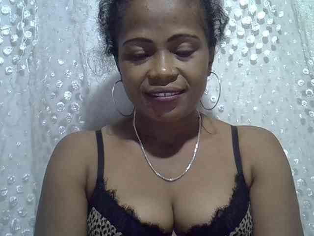 Sexywife1 webcam
