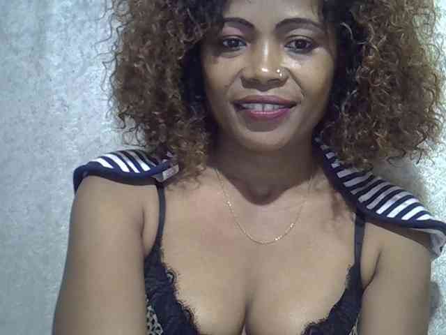 Sexywife1 webcam