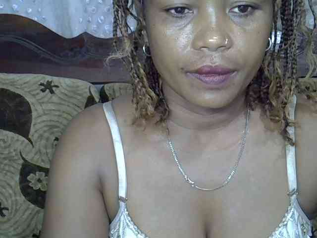 Sexywife1 Live Webcam on BongaCams