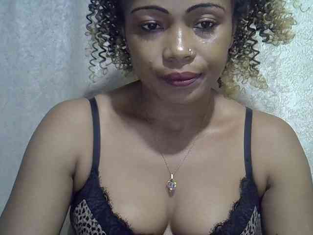 Sexywife1 webcam