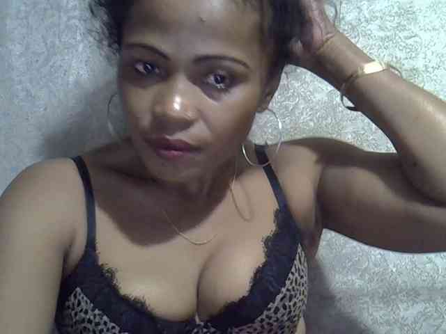Sexywife1 webcam
