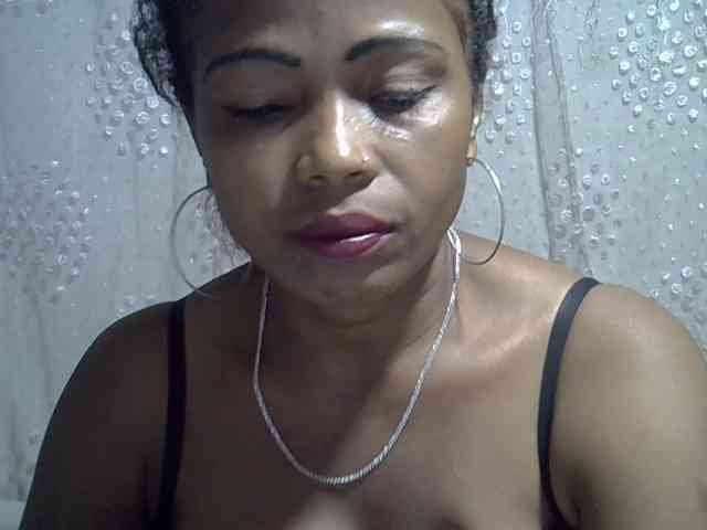Sexywife1 webcam