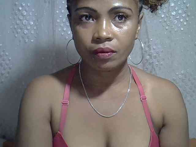 Sexywife1 webcam