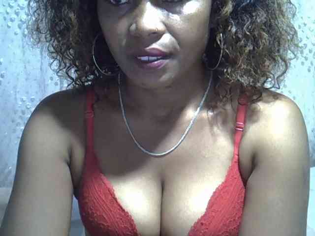 Sexywife1 webcam