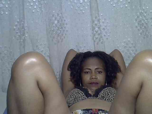 Sexywife1 webcam
