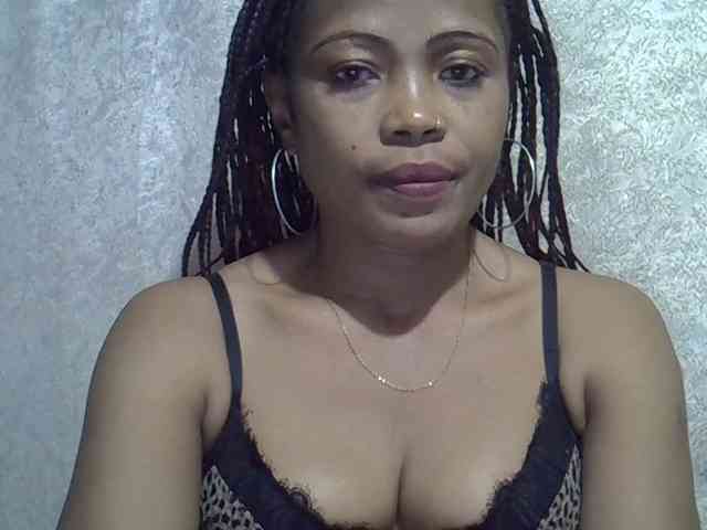 Sexywife1 webcam