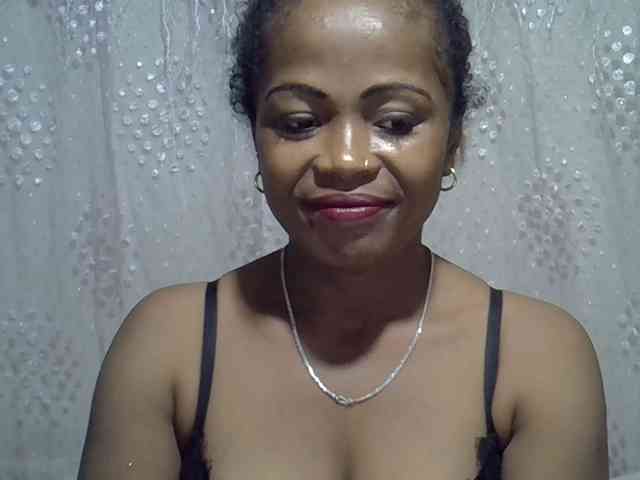 Sexywife1 webcam