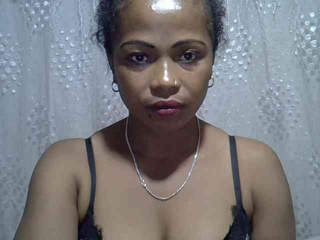 Sexywife1 webcam