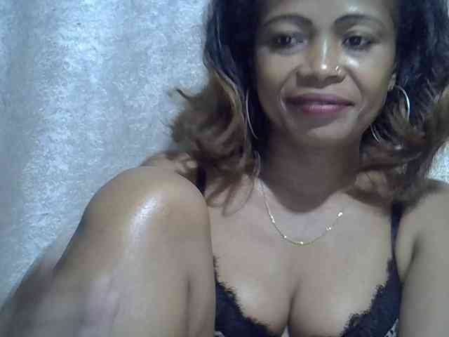 Sexywife1 webcam
