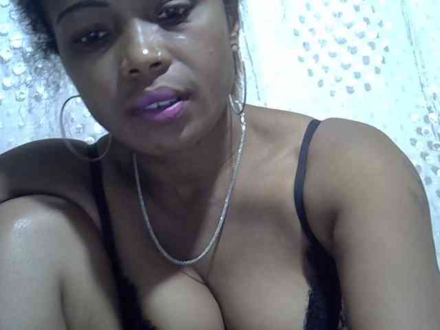Sexywife1 webcam