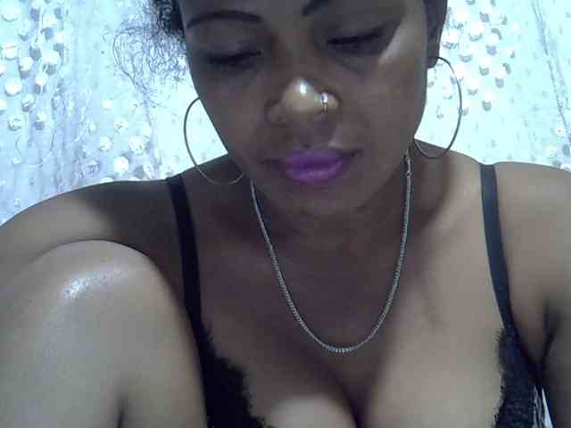 Sexywife1 webcam