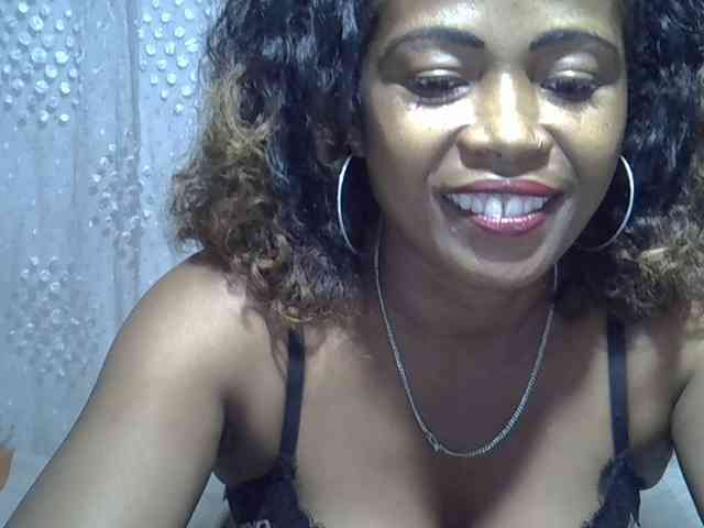 Sexywife1 webcam