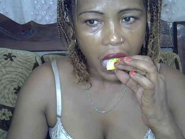 Sexywife1 Live Webcam on BongaCams