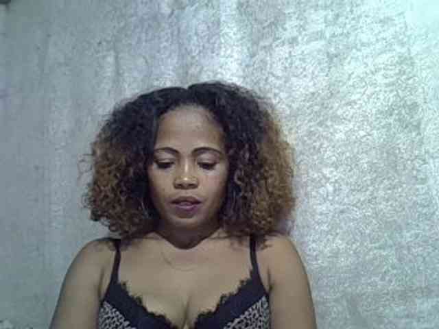 Sexywife1 webcam