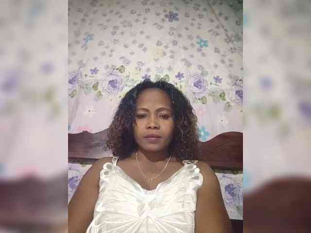 Sexywife1 webcam