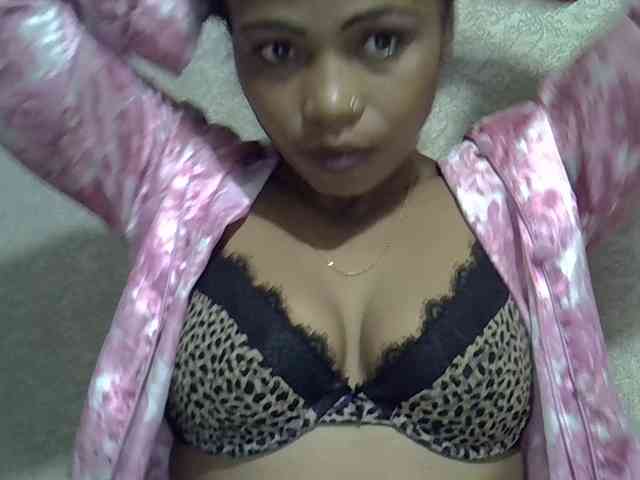 Sexywife1 webcam