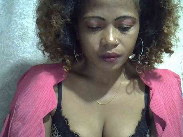 Sexywife1 webcam