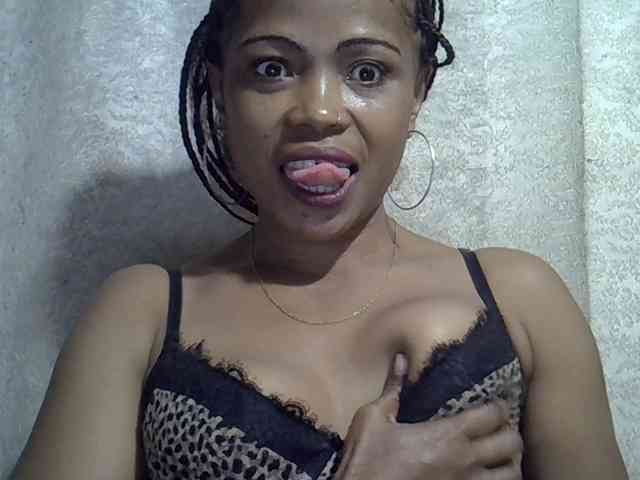 Sexywife1 webcam