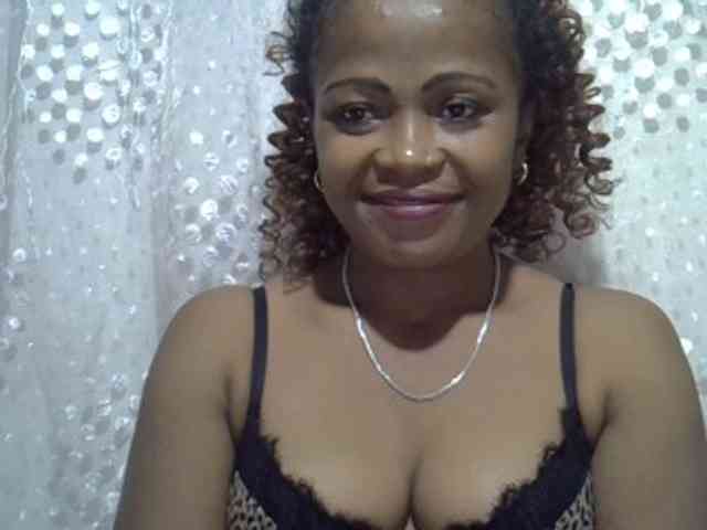 Sexywife1 webcam