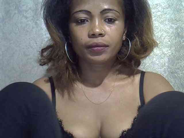 Sexywife1 webcam